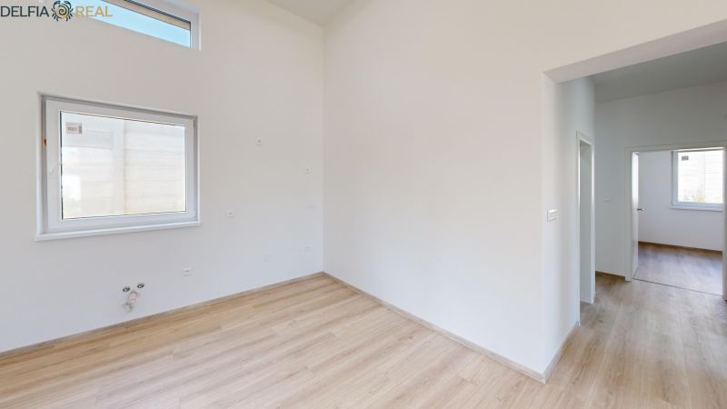 Moderny-4I-rodinny-dom-s-vyhladmi-na-vrchu-ulice-Aleksince-Bedroom 3.jpg